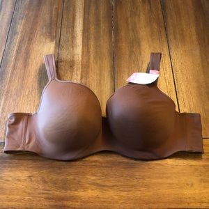 Cacique New with tags 46B